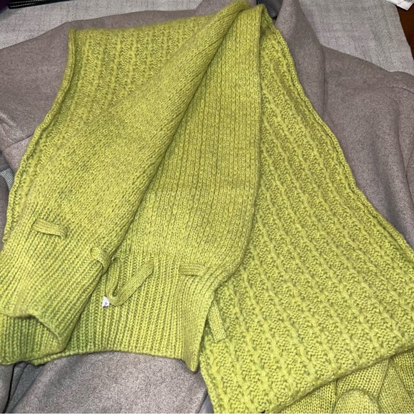 Cashmere scarf and gloves set - Picture 16 of 16